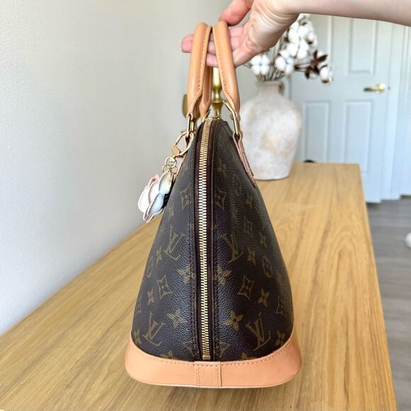 ✅AUTHENTIC✅LOUIS VUITTON ALMA PM - Picture 6 of 17